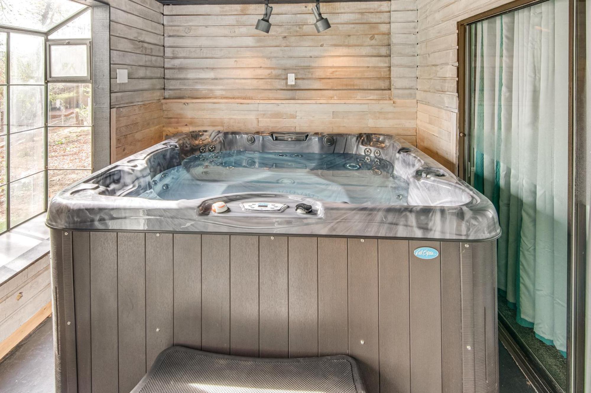 5 Mi To Area Attractions Home With Hot Tub โคโลราโดสปริงส์ ภายนอก รูปภาพ
